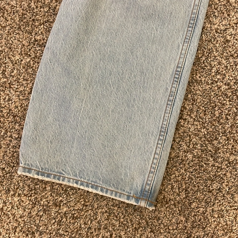 Abercrombie and Fitch Loose High Rise Jean Size 28/6 Short - Picture 4 of 8